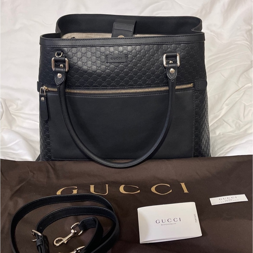 Authenticated Gucci Microguccissima Black Leather Tote Bag